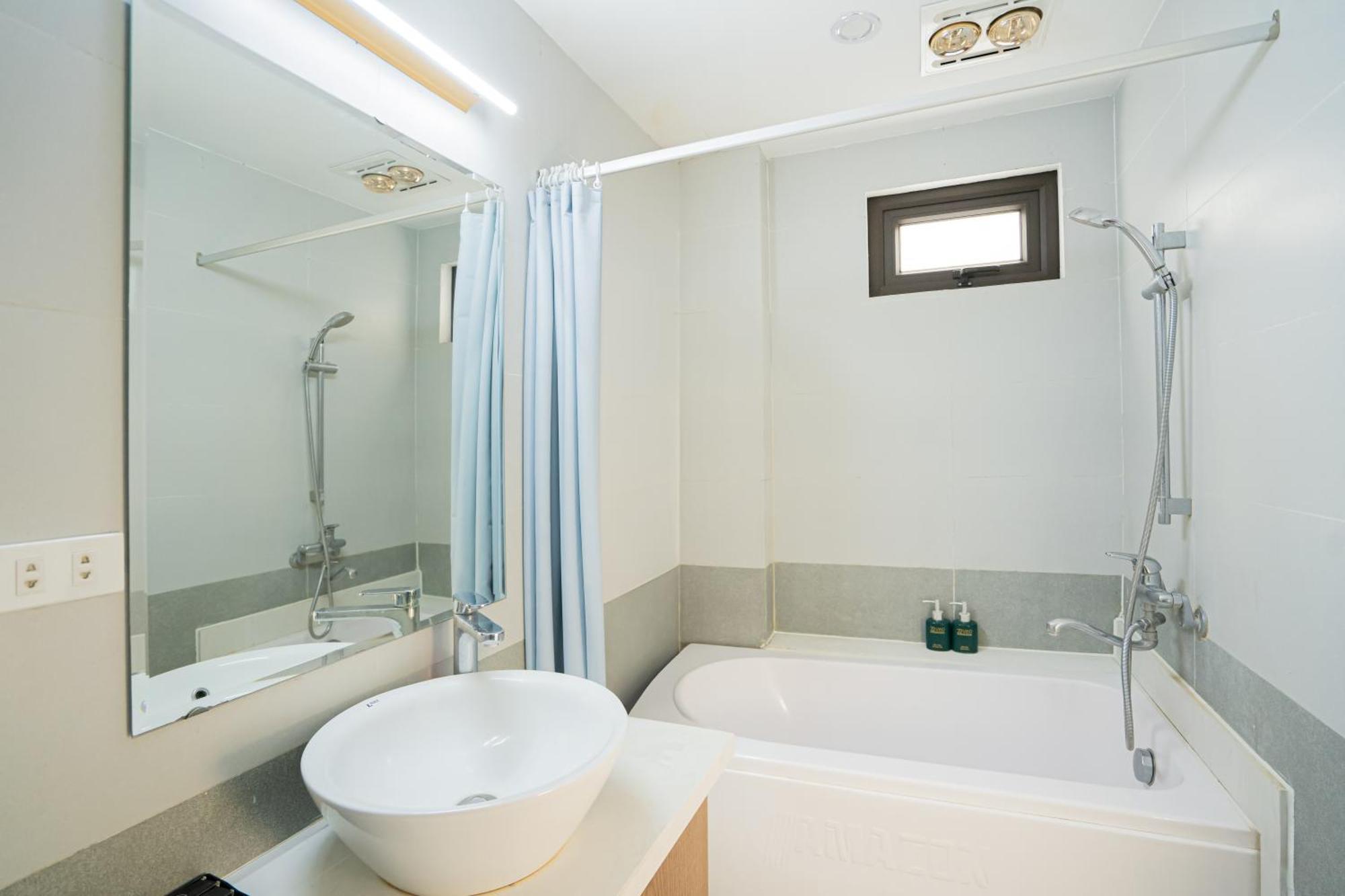 22Housing Hotel & Residence 60 Linh Lang Ханой Экстерьер фото